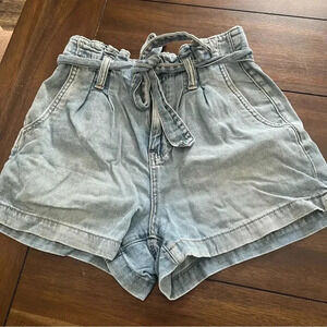 {American eagle} high waisted paper bag denim shorts